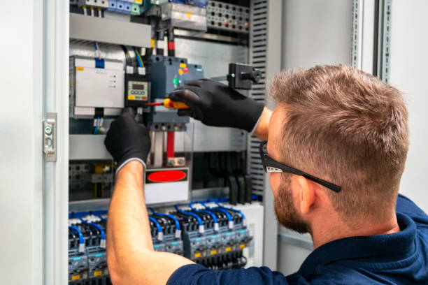 Best Affordable Emergency Electrician  in San Castle, FL